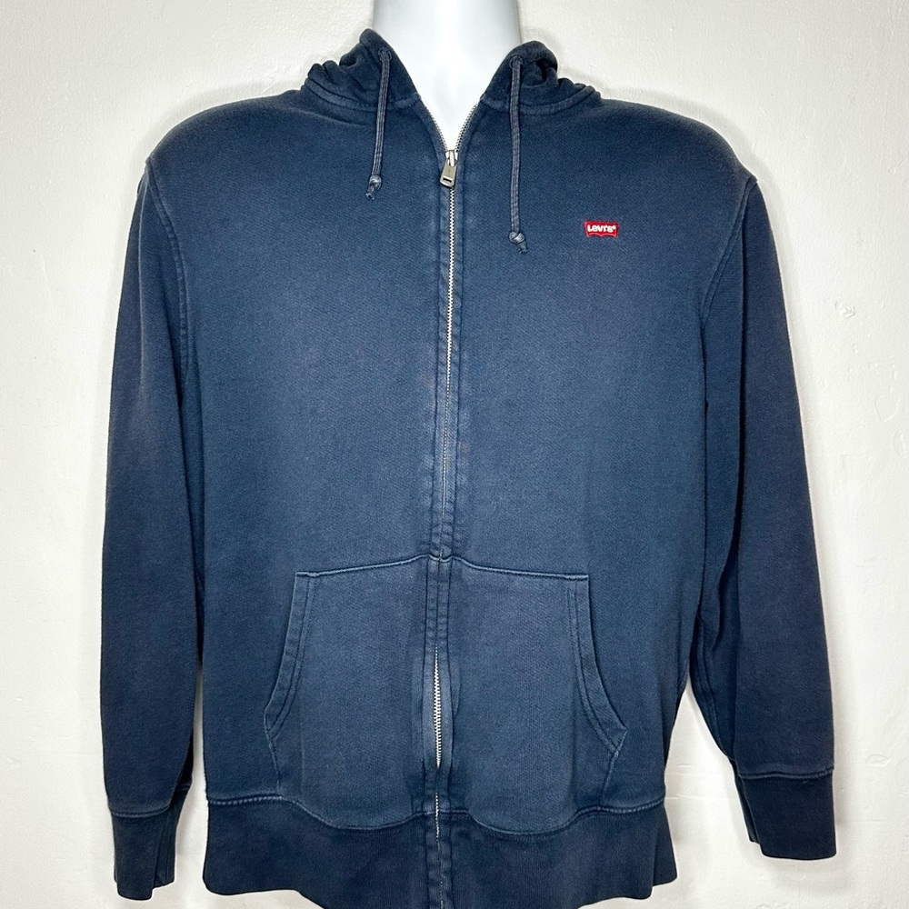 Vintage Levi's Men's Navy Blue Zip-Up Sweater